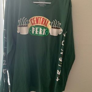 Friends shirt 2xl super cute